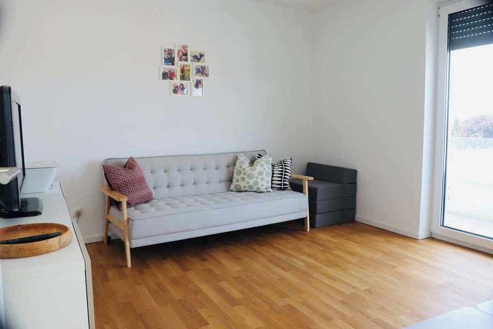 Schlaf- und Arbeitszimmer Nr.2