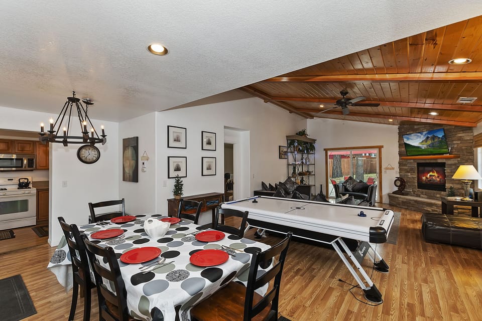 dining room 3