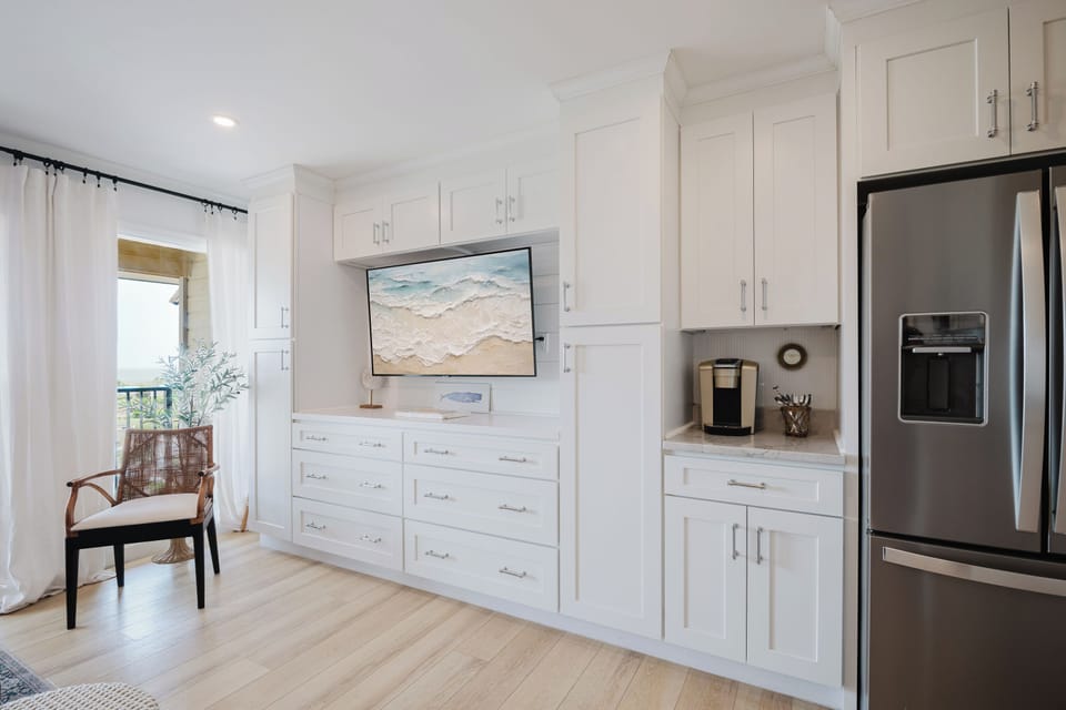 Built-I s with Coffee Bar and 55” Samsung Frame TV