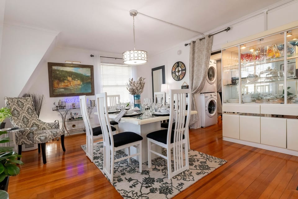 Formal dining room with hospitality bar, air filter,  Bluetooth speakers