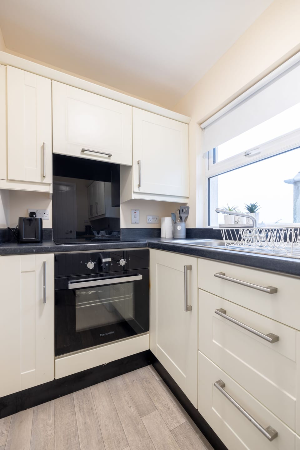 bd5b658a-f918-415a-8b22-fbe463c93dab