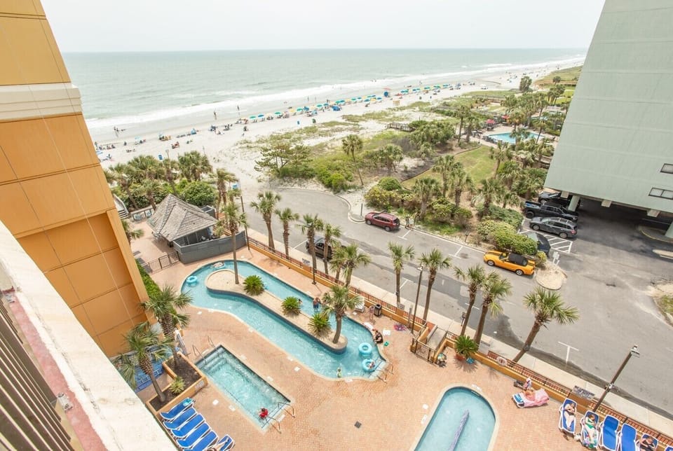 Lazy river, hot tub and pools