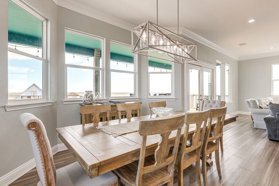 Dining Area | Dishware & Flatware | 2nd Floor