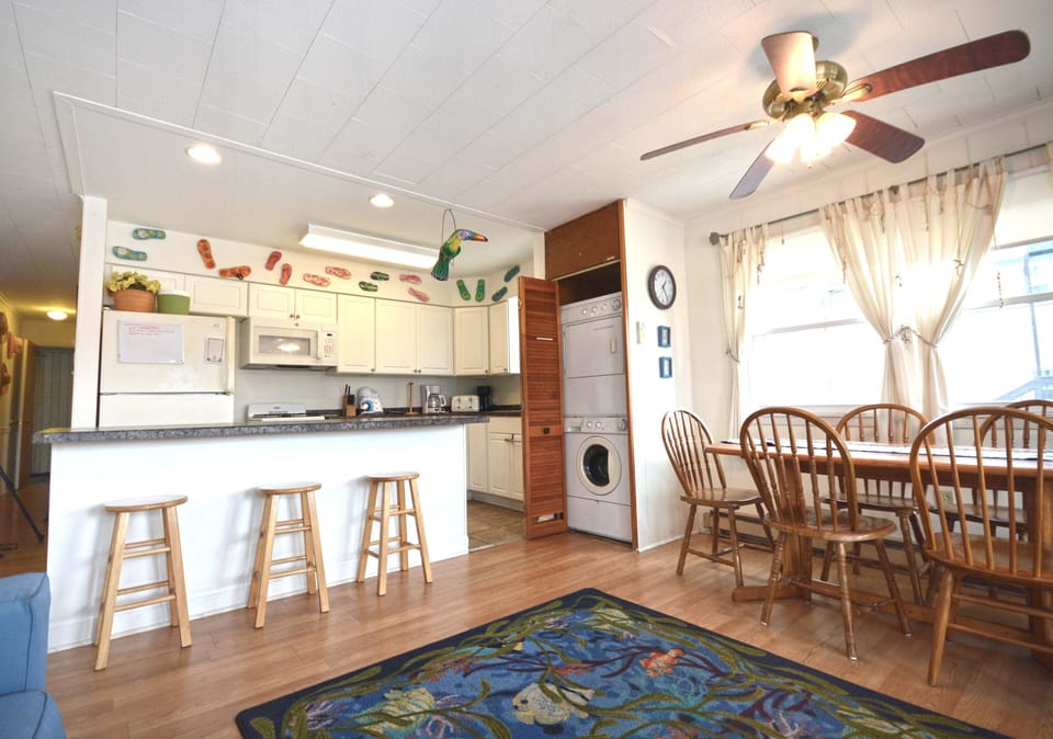 LIVING-AREA