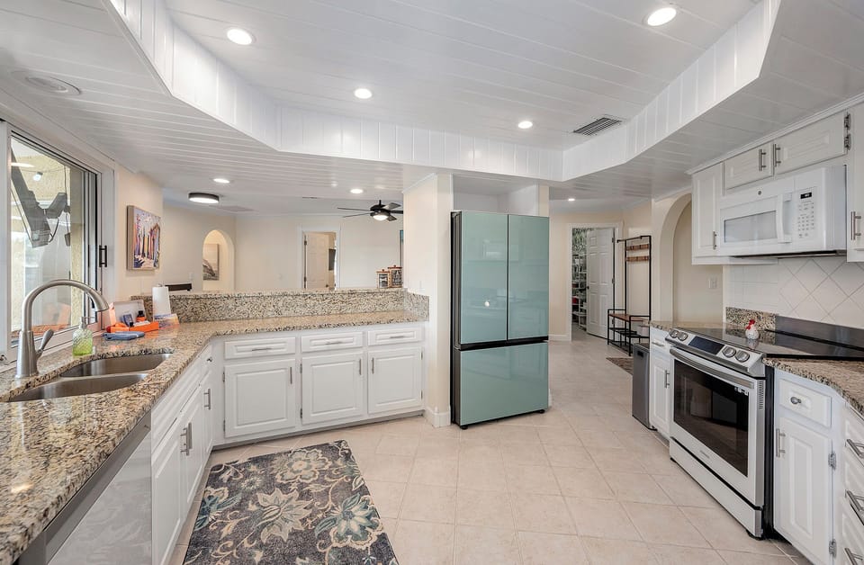 Kitchen - Kitchen