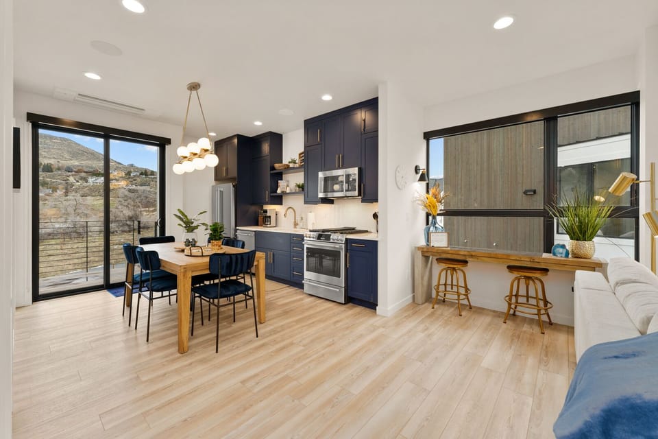 Kitchen and nook area with Sonos ceiling speakers