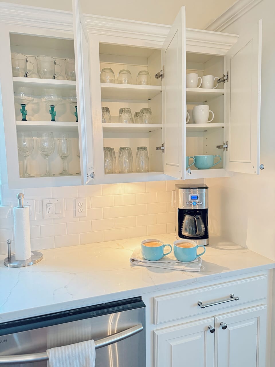 Stocked with all the glassware and cookware you could need!