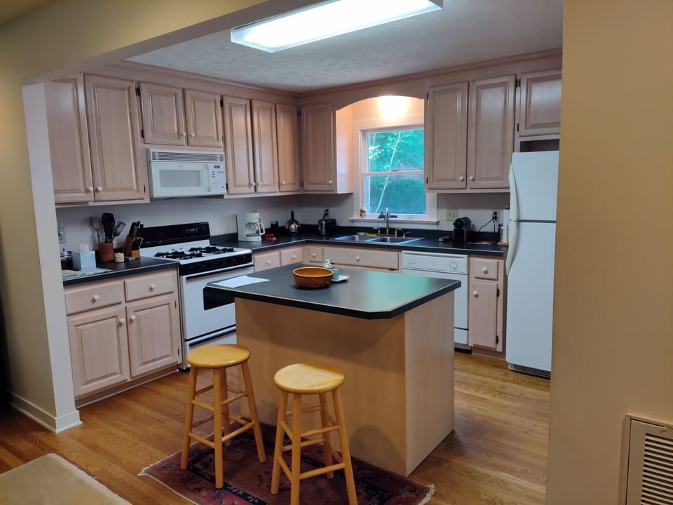 Kitchen, convenient to dining area