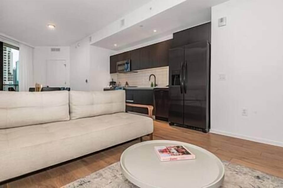 Living Room Area (4)