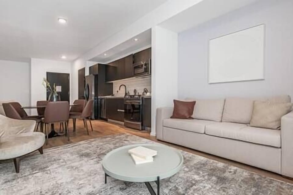 Living Room (3)