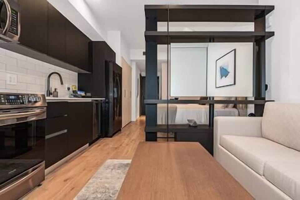 Kitchen / Living Room (1)