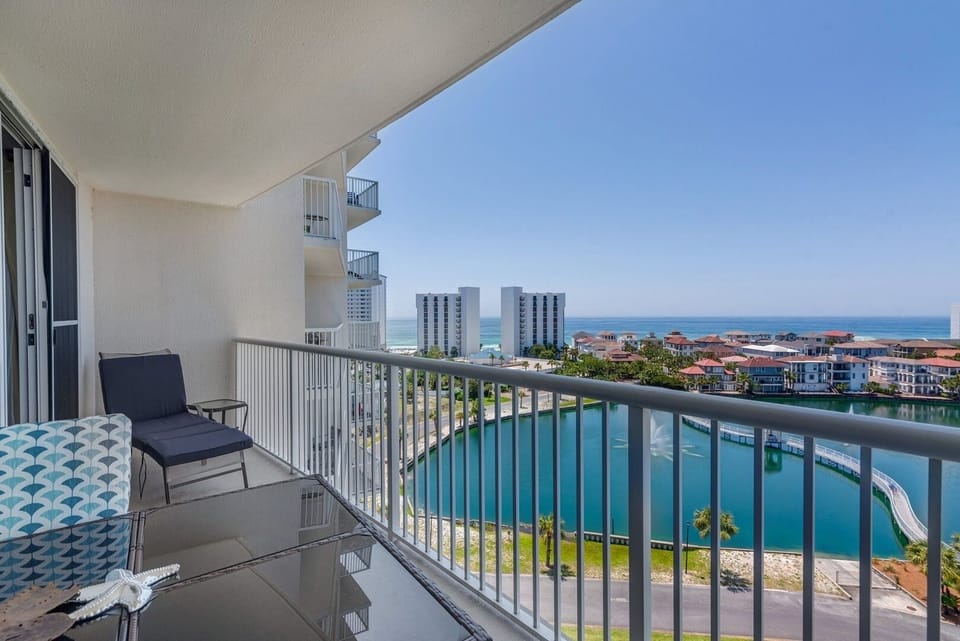 Architecture, Balcony, Building, Bridge, Chair