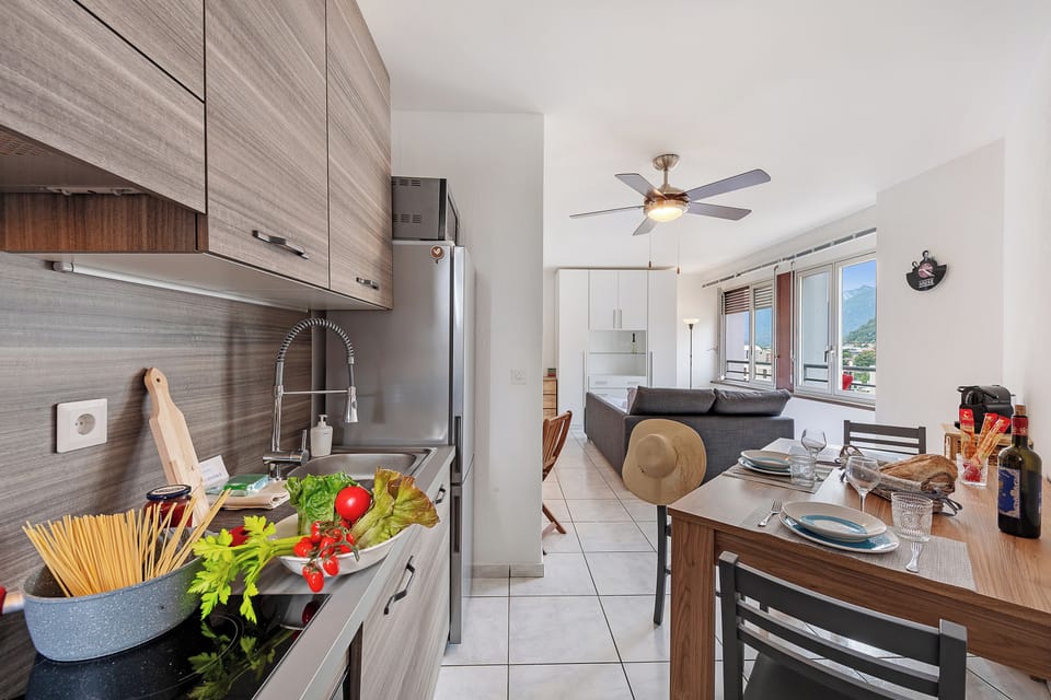 Kitchen and dining area