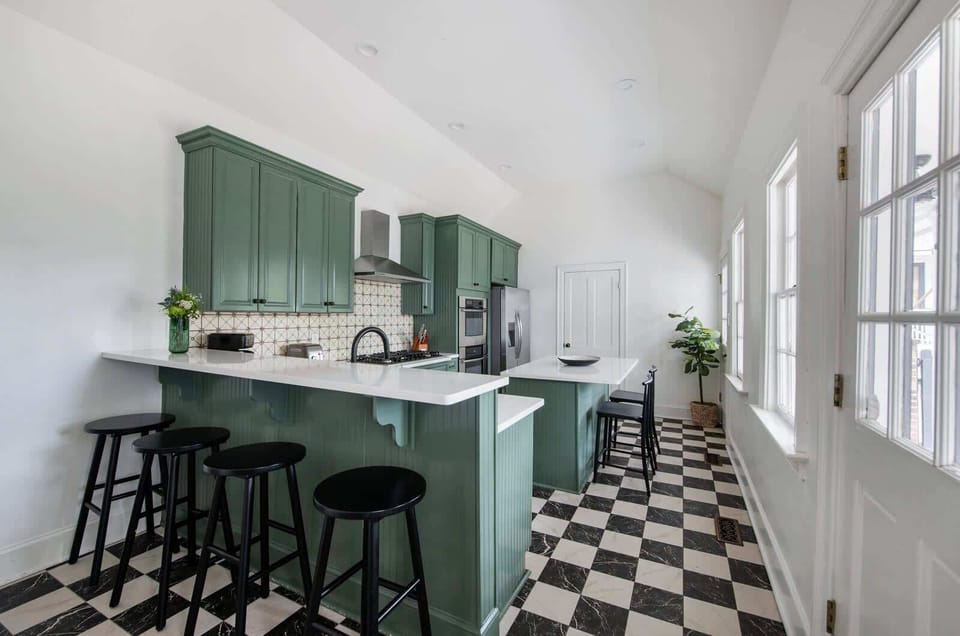 Fully equipped kitchen with everything you need to cook a meal!