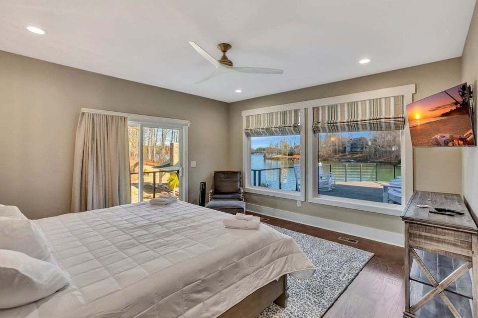 Main Level Suite #1