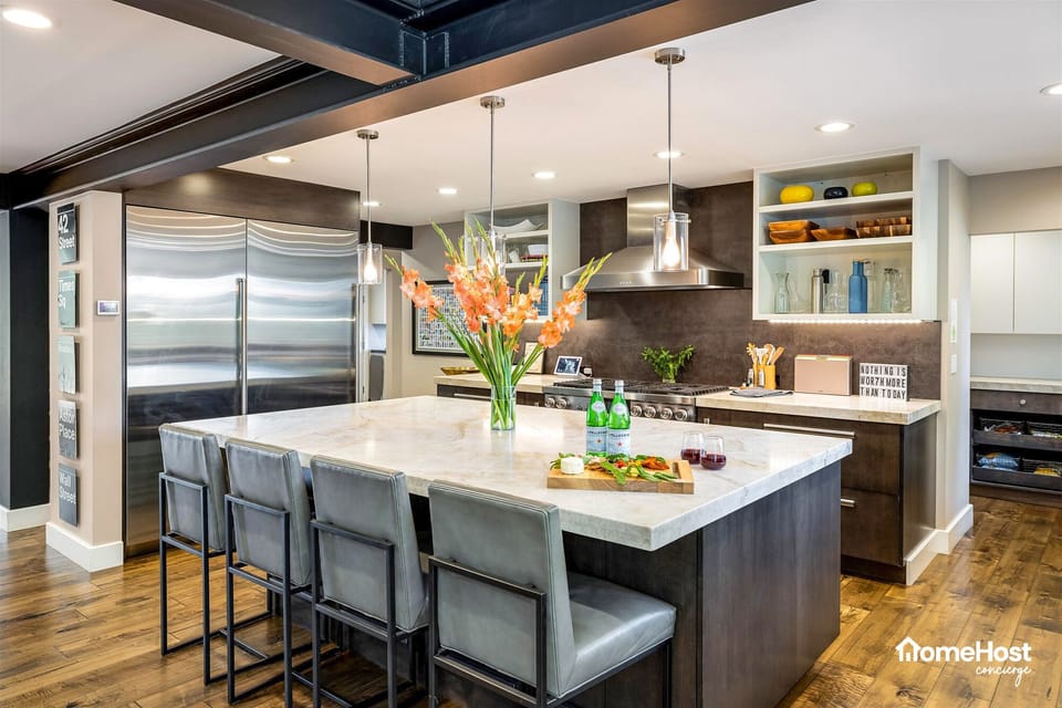 Gourmet Chef's Kitchen