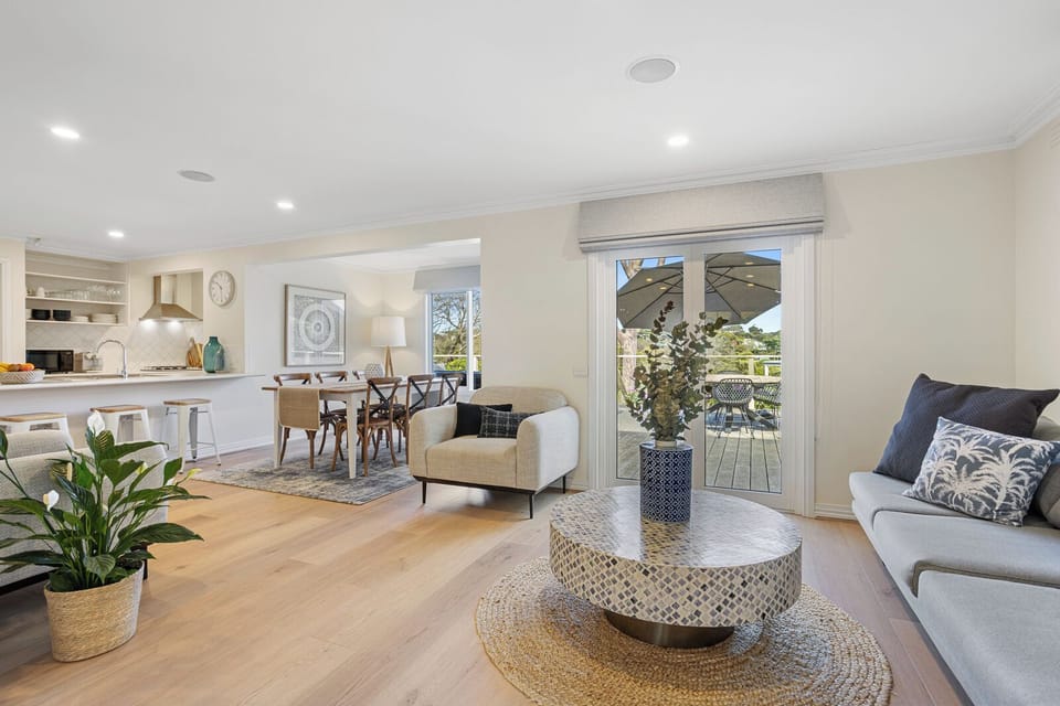 Lounge, Dining, Kitchen
