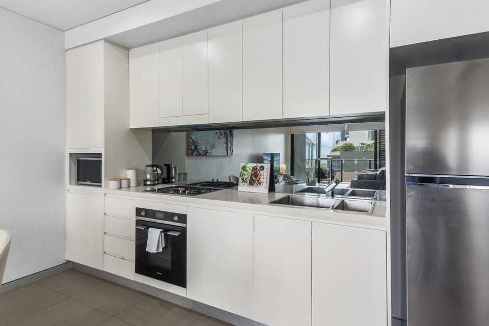 Come together in celebration with a home-cooked meal. The kitchen provides everything needed to start your creations with cooking basics, contemporary appliances and stylish designs.
