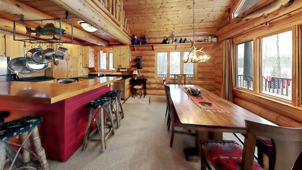Kitchen and dining room seating for 12