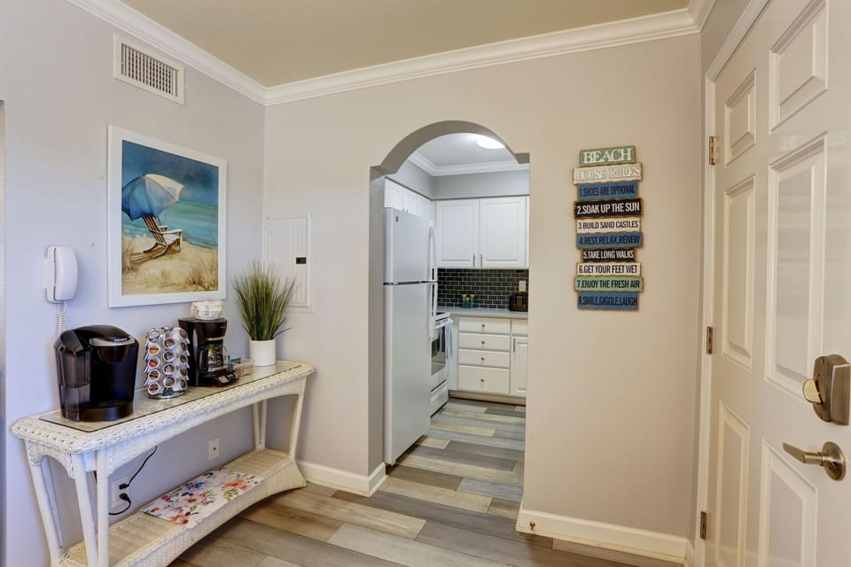 Kitchen entrance