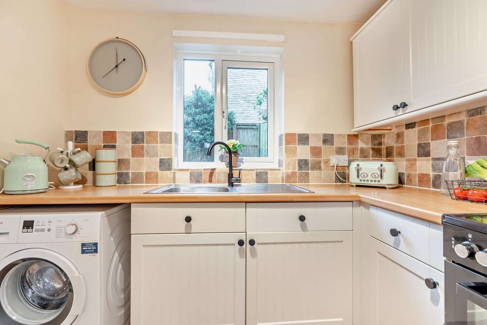 Snowdrop Cottage - StayCotswold