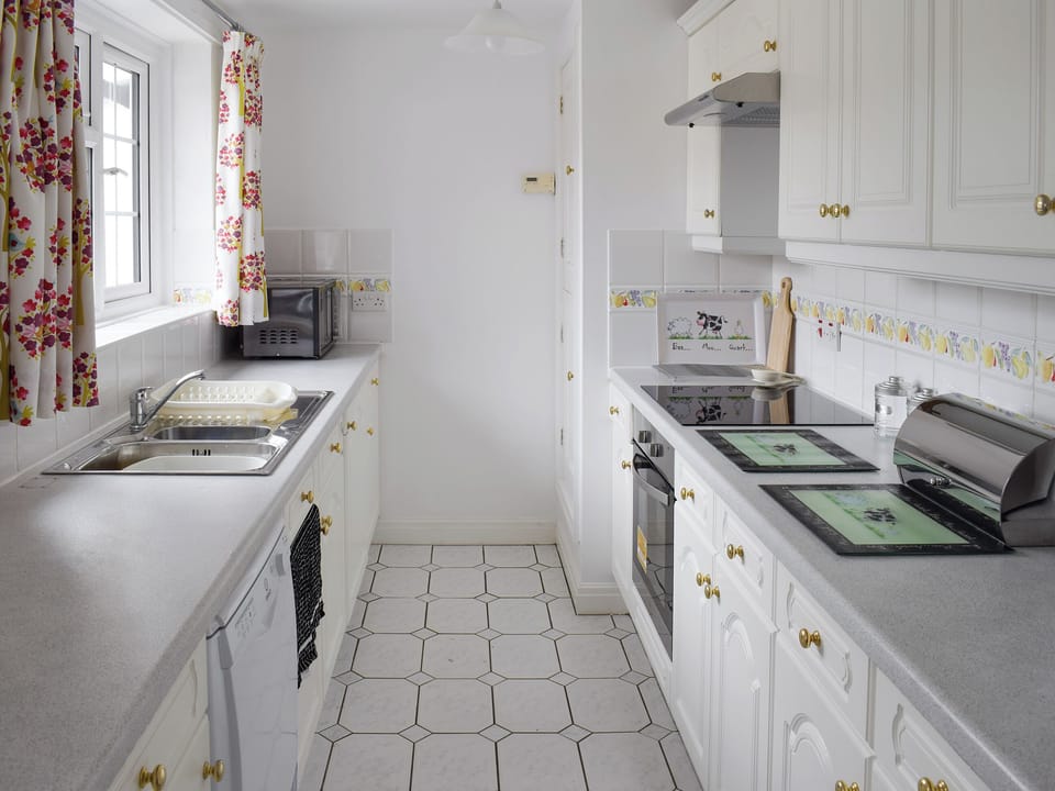 Well-equipped fitted kitchen | Rudda Farm Cottage - Rudda Farm Cottages, Staintondale, near Whitby
