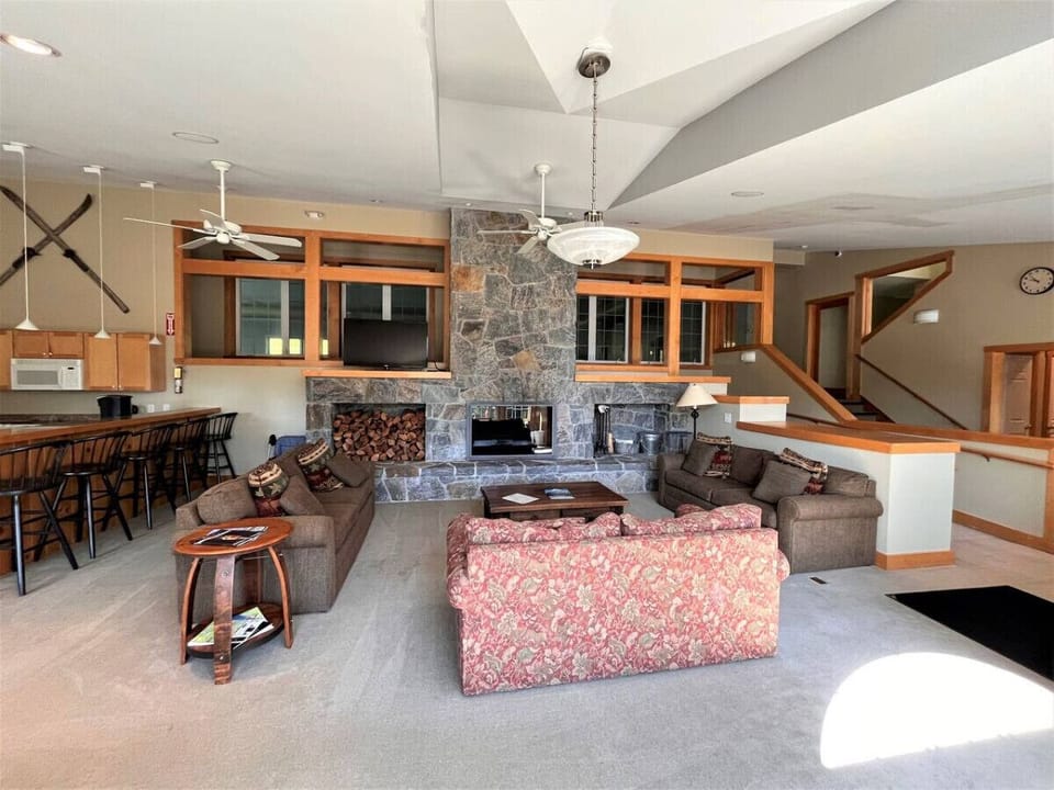 Clubhouse Lounge area
