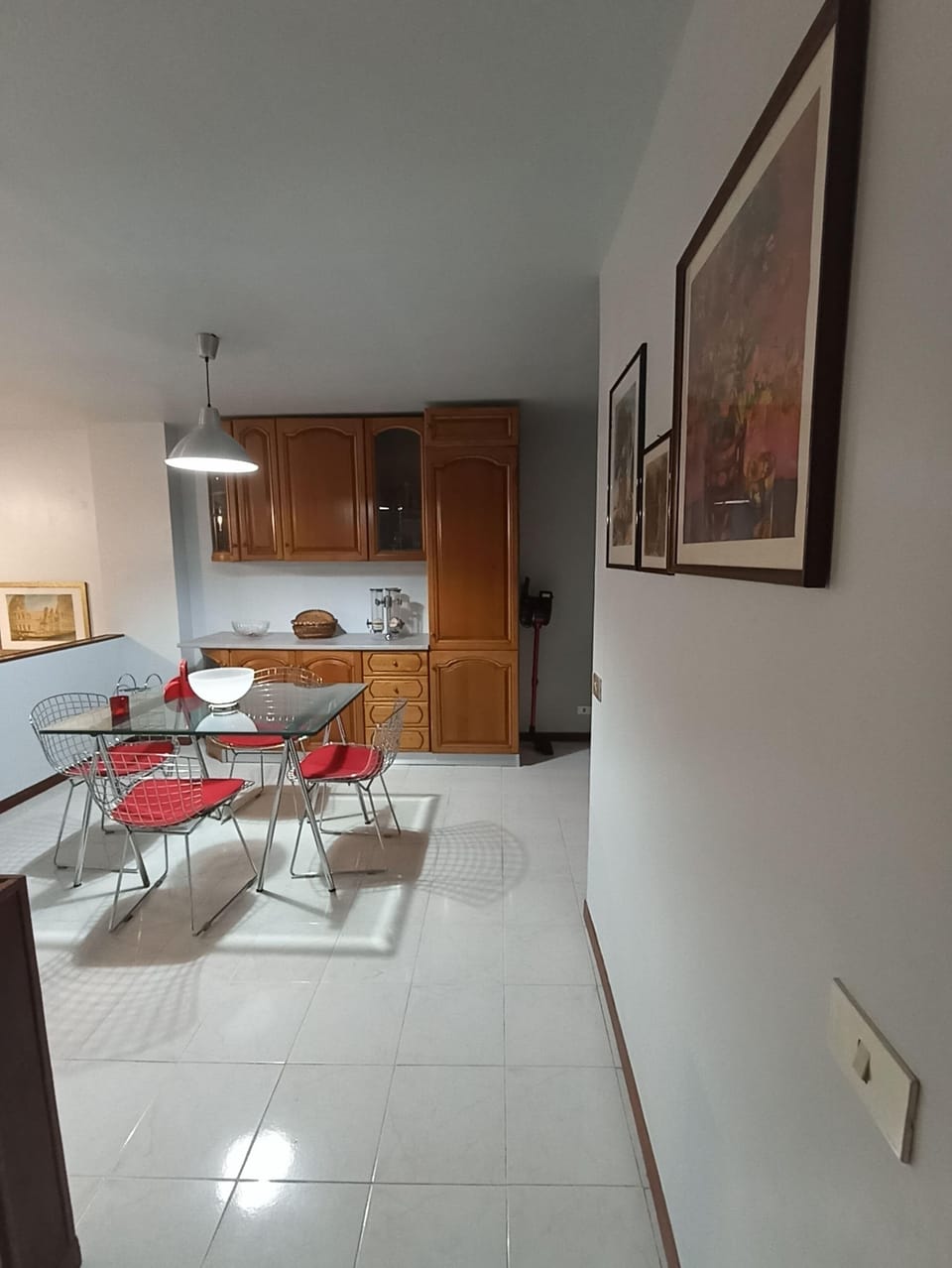 ...finally the dining area...