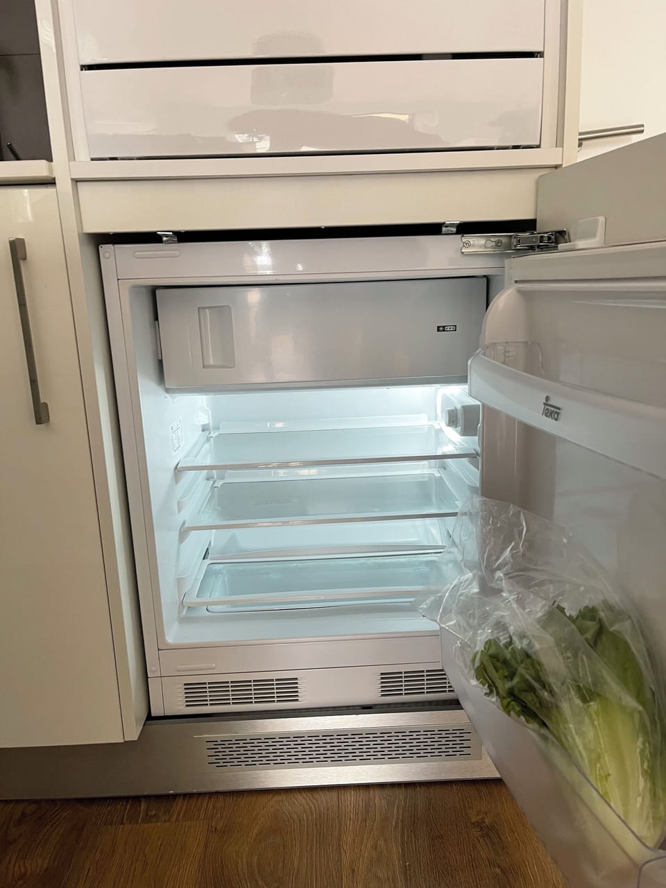 undercounter fridge