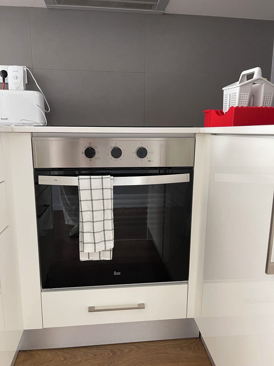 oven with stove top
