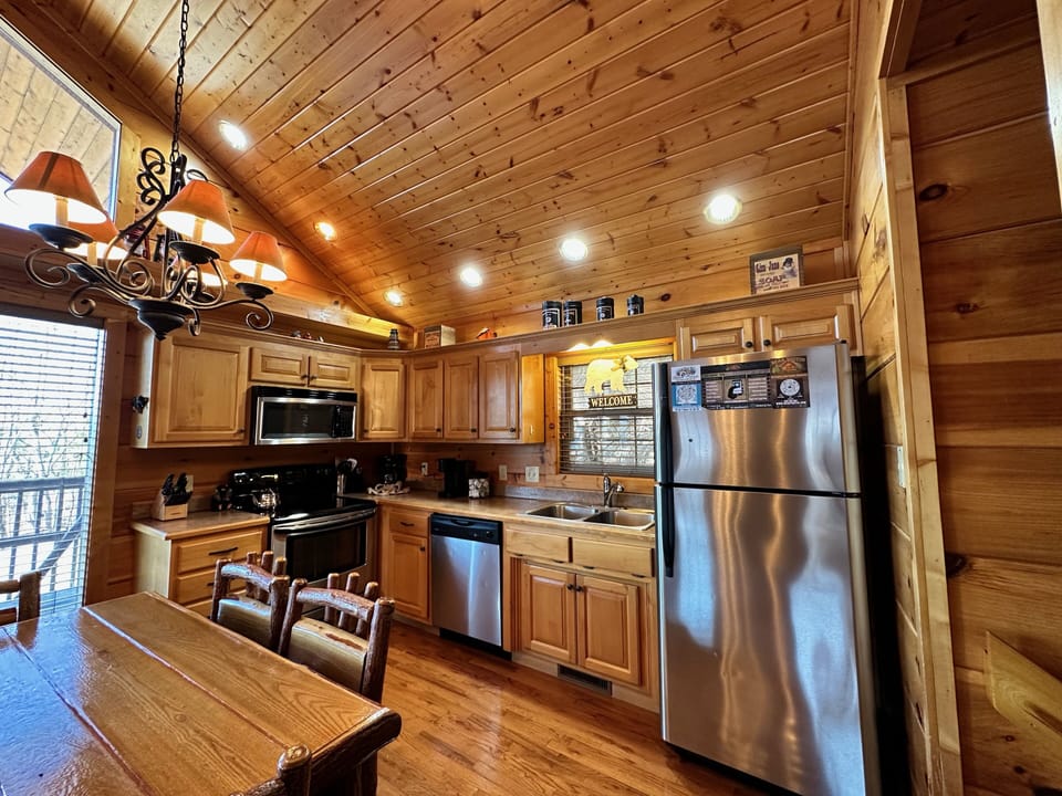 Kitchen (2)