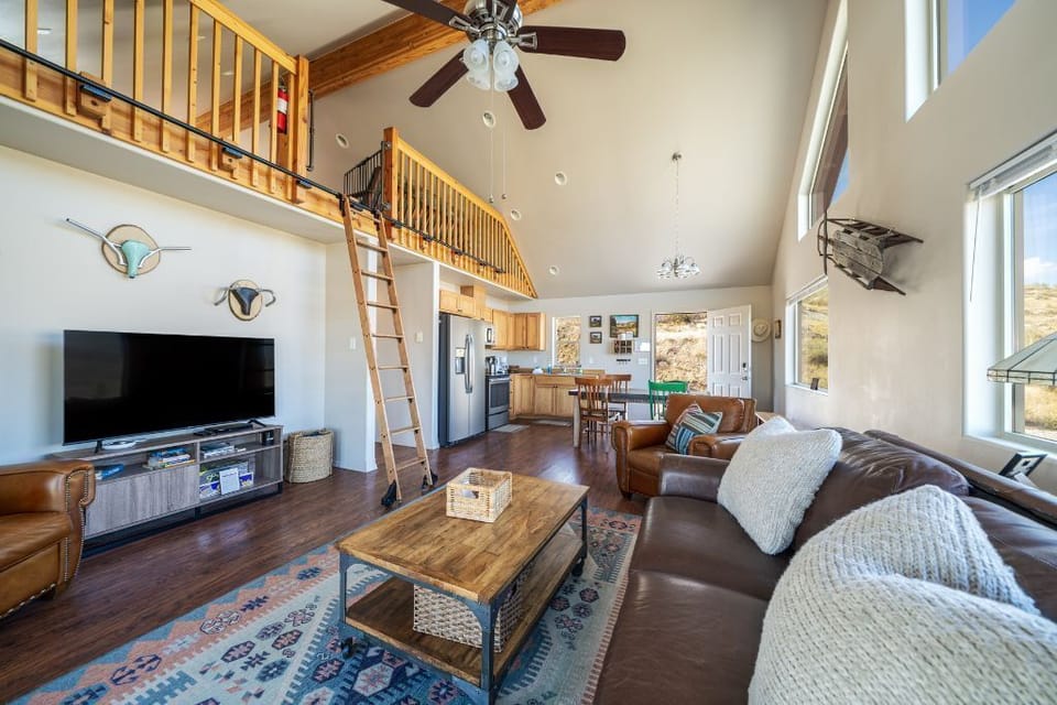 Great room with ladder access to loft/3rd be. 