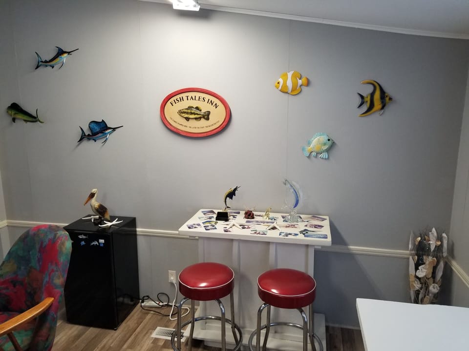Harbor Dining SW