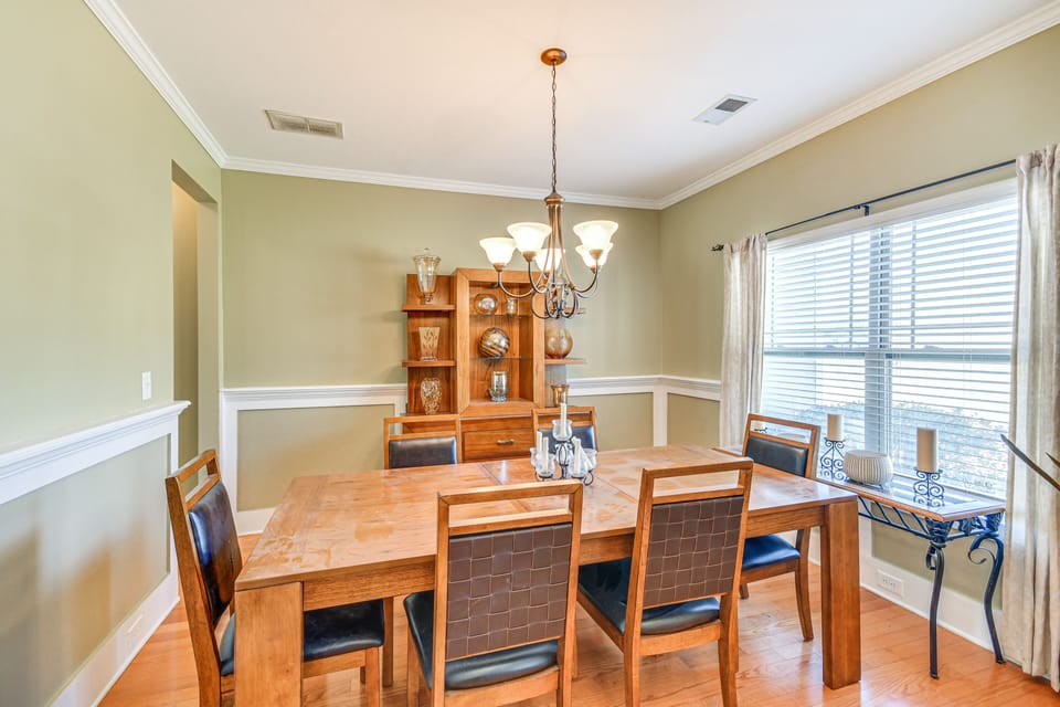 Dining Room | 1st Floor