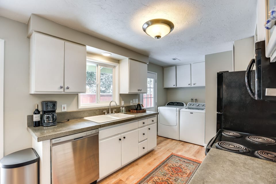 Kitchen | French Press | Drip Coffee Maker | Washer & Dryer
