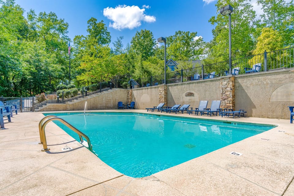 Pool opened seasonally.