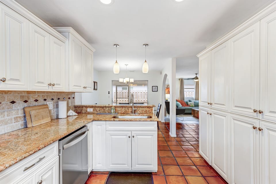 Fully equipped kitchen!