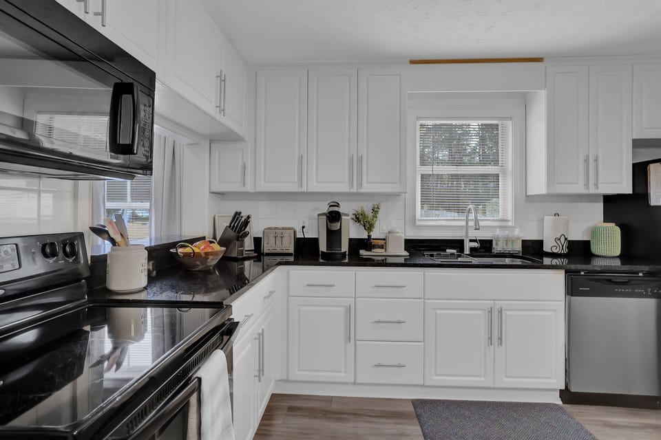 Kitchen/ Dinning. Unit A