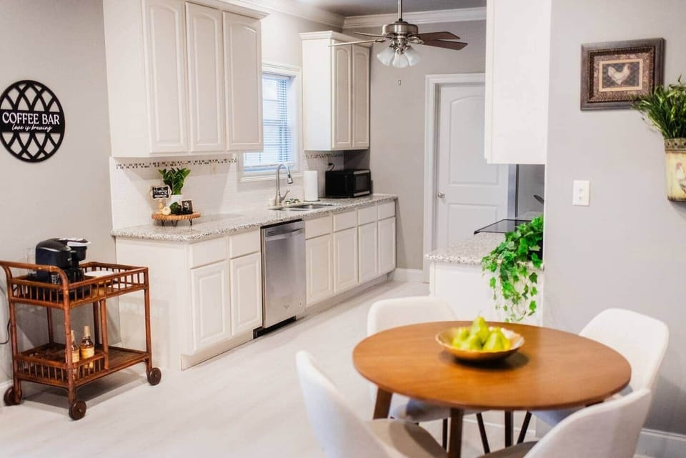 Fully equipped kitchen