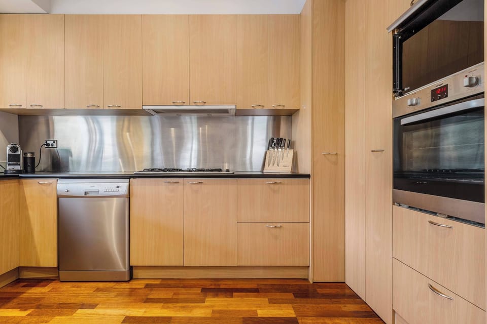 KITCHEN: From quick breakfasts to slow dinners, the fully equipped kitchen offers modern convenience within a timeless setting, with an open layout that makes it easy to cook, connect, and stay part of the conversation.