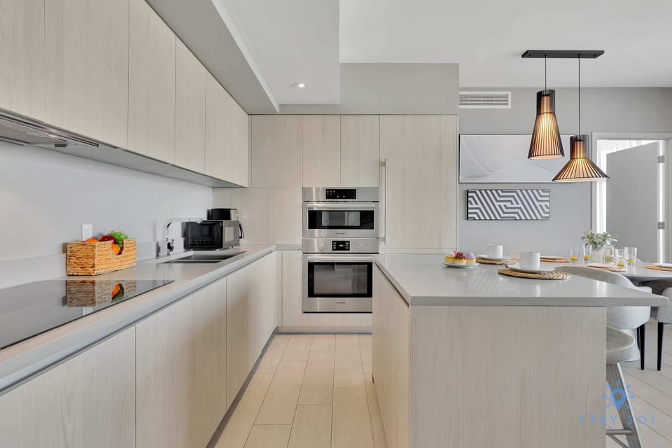 Fully-equipment kitchen