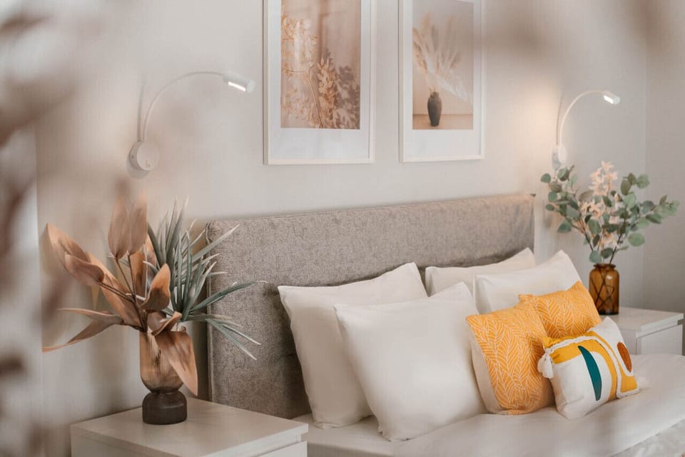 Modern decorations!
