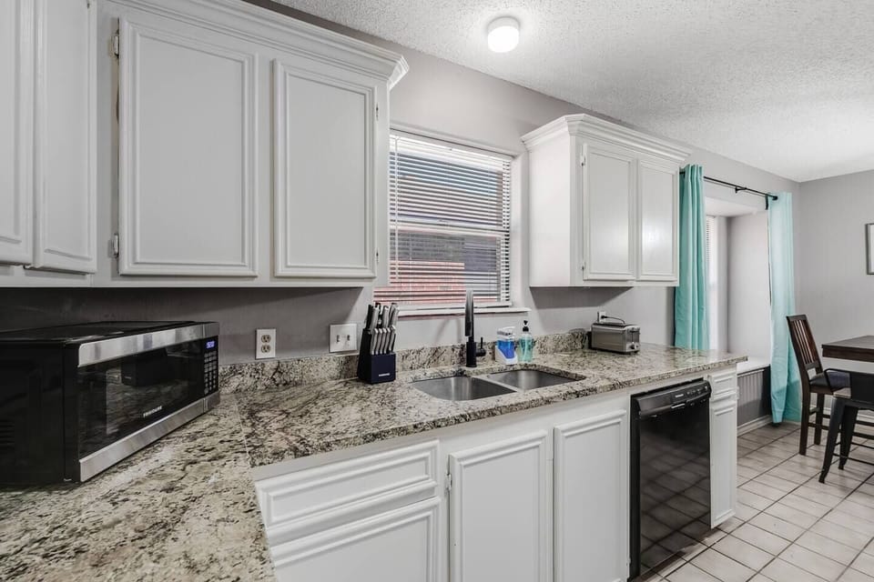 A chef’s delight: modern appliances and plenty of counter space
