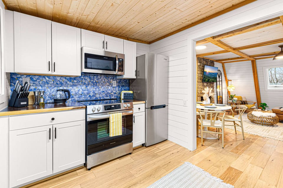 Fully stocked kitchen with everything you need to cook the perfect meal.