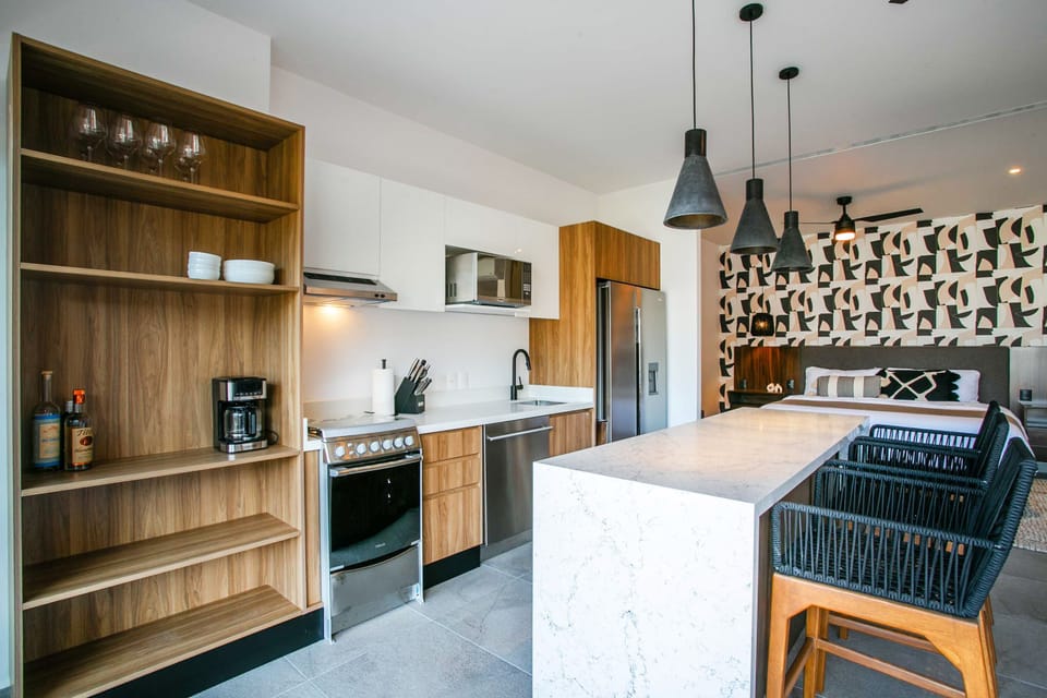 Fully-equipped kitchen with luxury touches
