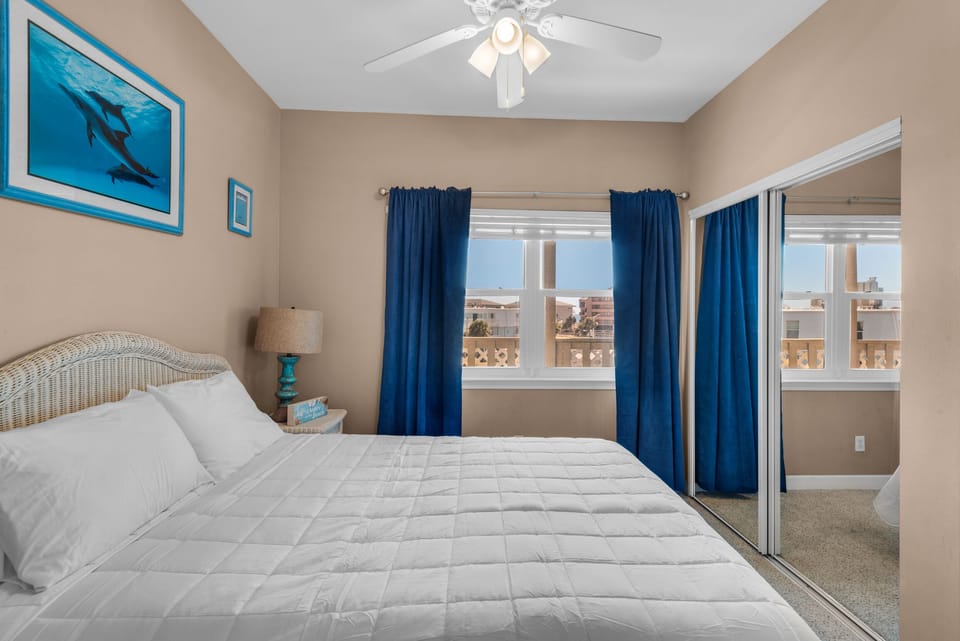 Guest bedroom