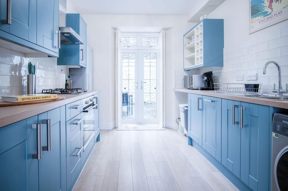 Park Place - 2 Bedroom Apartment - Tenby (17748)