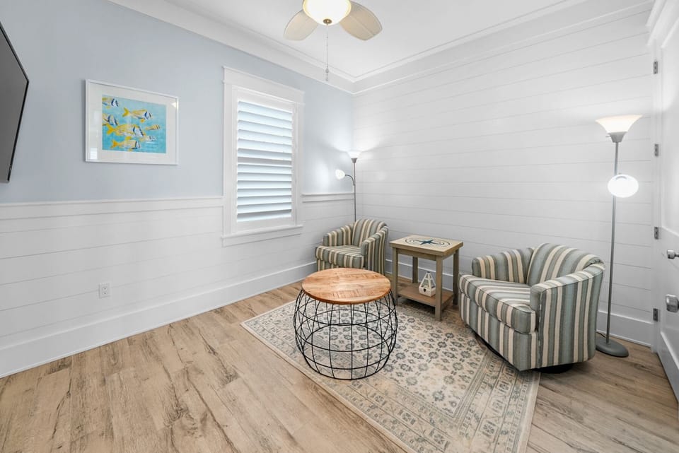 Sitting room beside Kitchen.