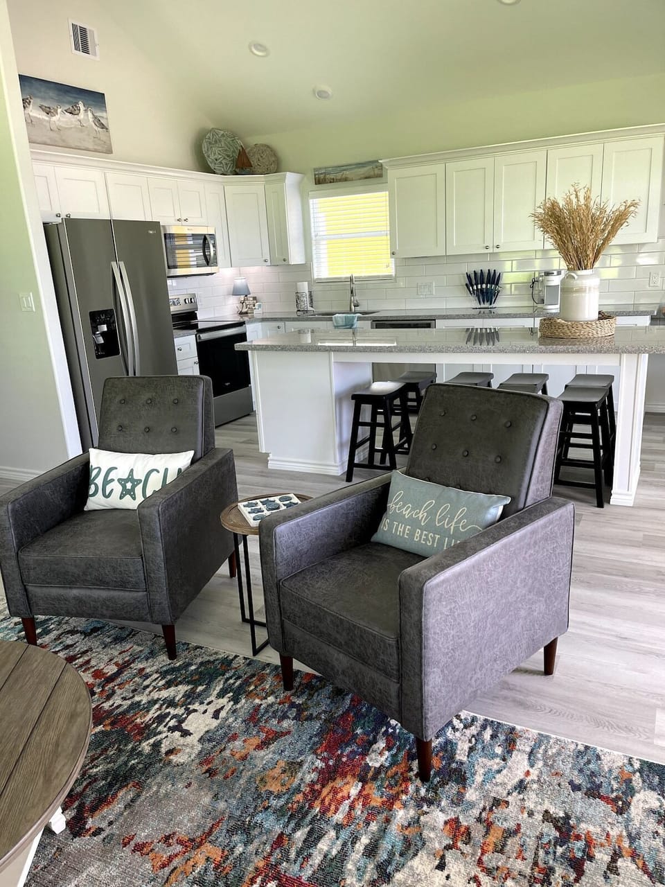 Kitchen and Living Room Seating