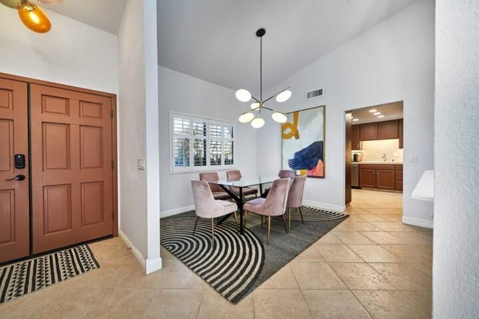 Dining Room adjacent to Kitchen and Living Room
